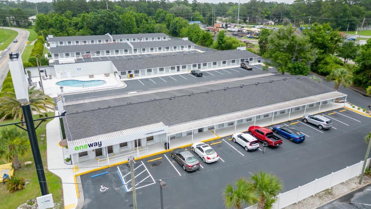 Golden Isles Inn & Suites Brunswick Buitenkant foto